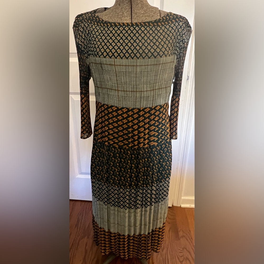 VEECA MULTICOLOR PATTERNED CRINKLE 3/4 SLEEVE LONG DRESS 
SZ:S NWT$165
